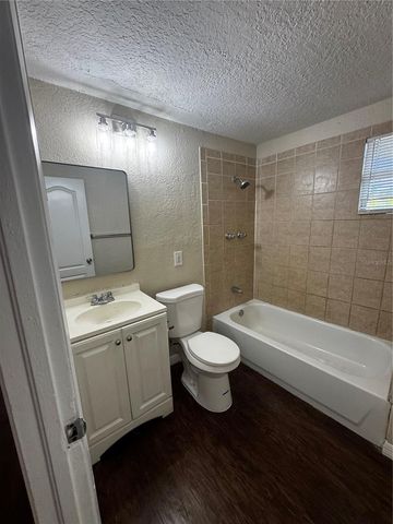 4704 E SEWARD STREET, Tampa, FL 33617