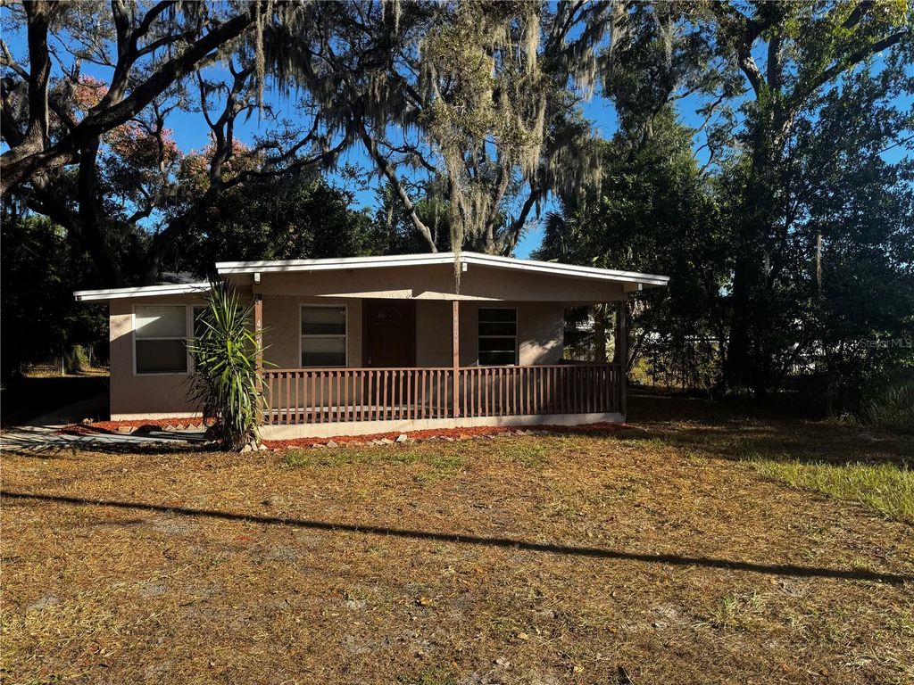 4704 E SEWARD STREET, Tampa, FL 33617