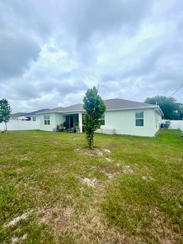 424 SW Ridgecrest Drive, Port St. Lucie, Port St Lucie, FL 34953