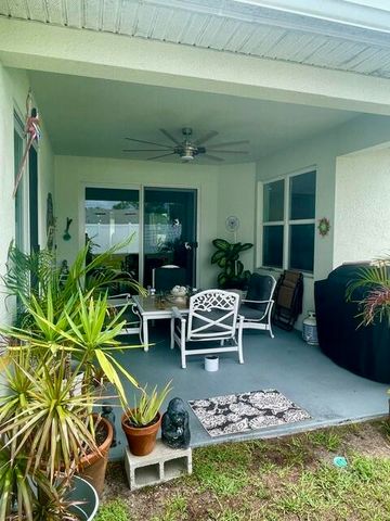 424 SW Ridgecrest Drive, Port St. Lucie, Port St Lucie, FL 34953