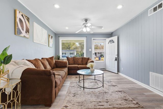 1013 Graham Avenue, North Little Rock, AR 72117