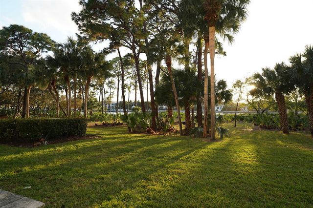 2101 Marina Isle Way 104, Jupiter, FL 33477