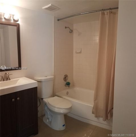 22202 Glenmoor Dr 22202, West Palm Beach, FL 33409