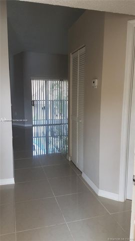 22202 Glenmoor Dr 22202, West Palm Beach, FL 33409