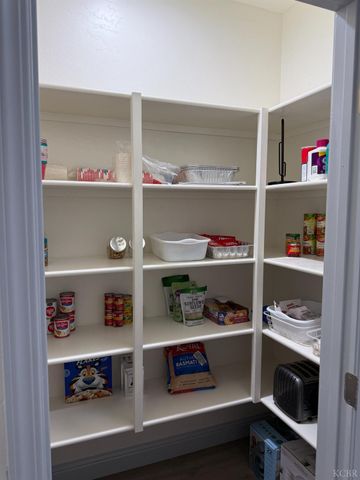 1701 chase, Corcoran, CA 93212