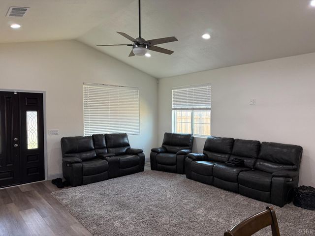 1701 chase, Corcoran, CA 93212