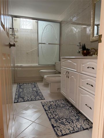 2500 Parkview Dr 1712, Hallandale Beach, FL 33009