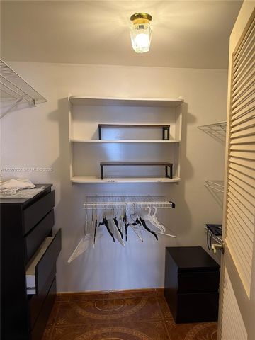 2500 Parkview Dr 1712, Hallandale Beach, FL 33009