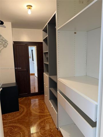 2500 Parkview Dr 1712, Hallandale Beach, FL 33009