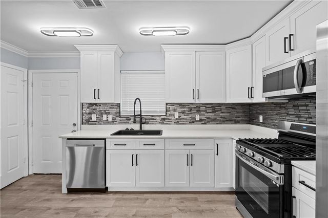 613 Waynes SE Court, Atlanta, GA 30354