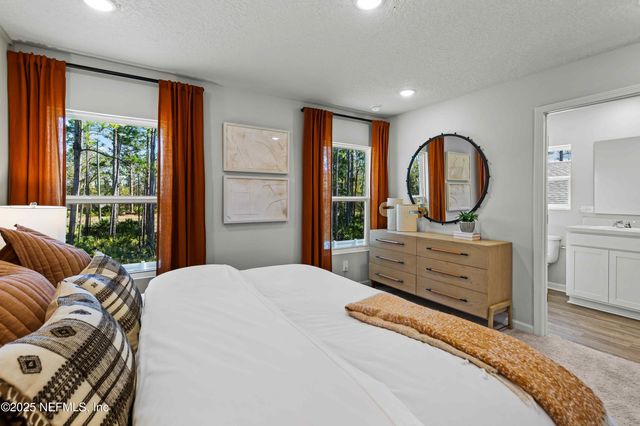 239 BRAZIL NUT Circle, Jacksonville, FL 32218