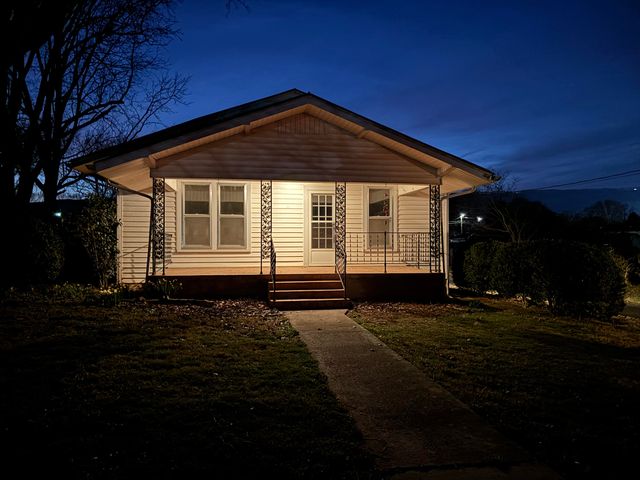 97 Wheeler Avenue, Pikeville, TN 37367