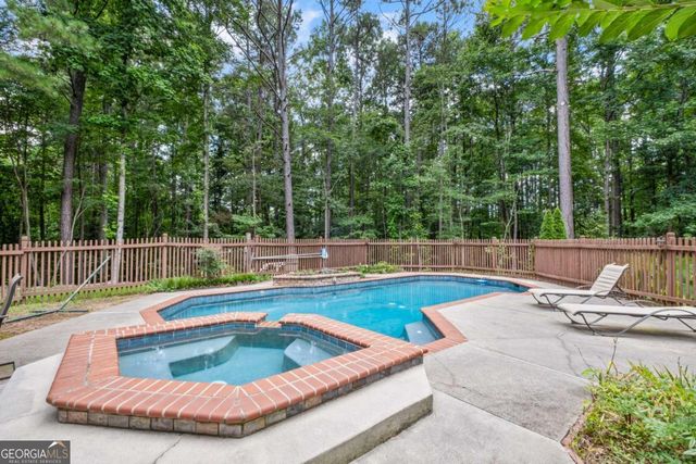 231 Trenton Lane, Canton, GA 30115
