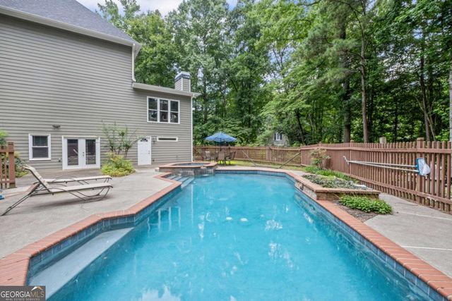 231 Trenton Lane, Canton, GA 30115