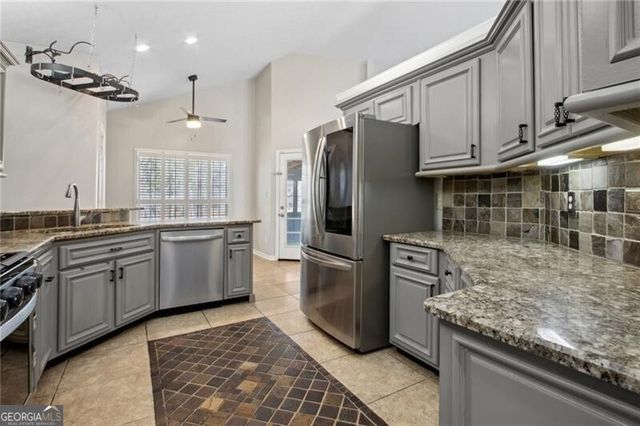 6604 Windbrook Way, Flowery Branch, GA 30542