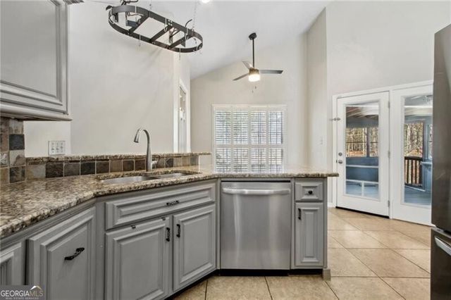 6604 Windbrook Way, Flowery Branch, GA 30542