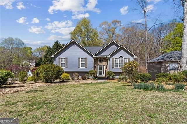 6604 Windbrook Way, Flowery Branch, GA 30542