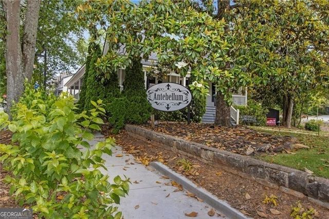 6604 Windbrook Way, Flowery Branch, GA 30542