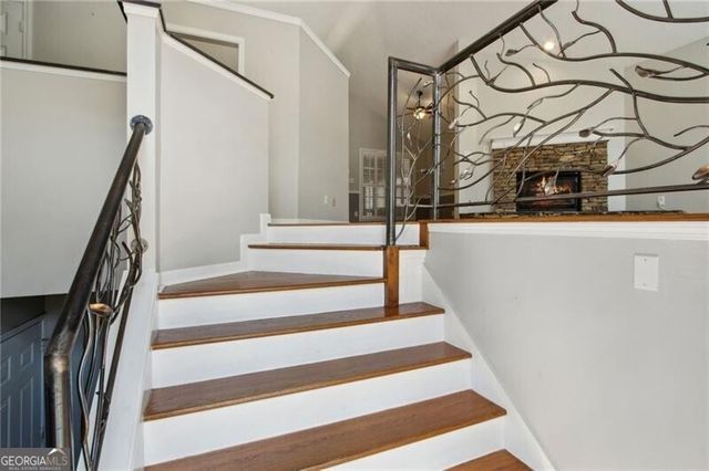6604 Windbrook Way, Flowery Branch, GA 30542