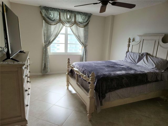 3725 S Ocean Drive 1108, Hollywood, FL 33019