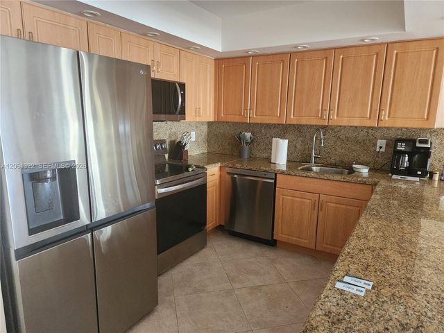 3725 S Ocean Drive 1108, Hollywood, FL 33019
