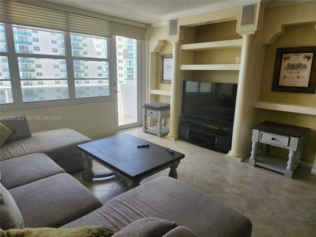 3725 S Ocean Drive 1108, Hollywood, FL 33019