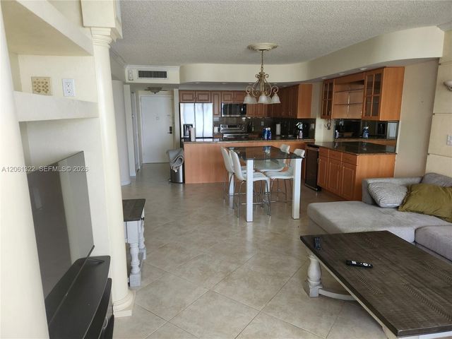 3725 S Ocean Drive 1108, Hollywood, FL 33019
