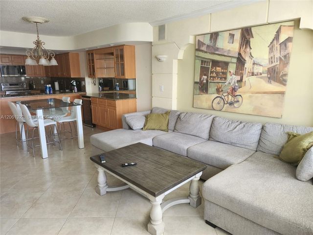 3725 S Ocean Drive 1108, Hollywood, FL 33019