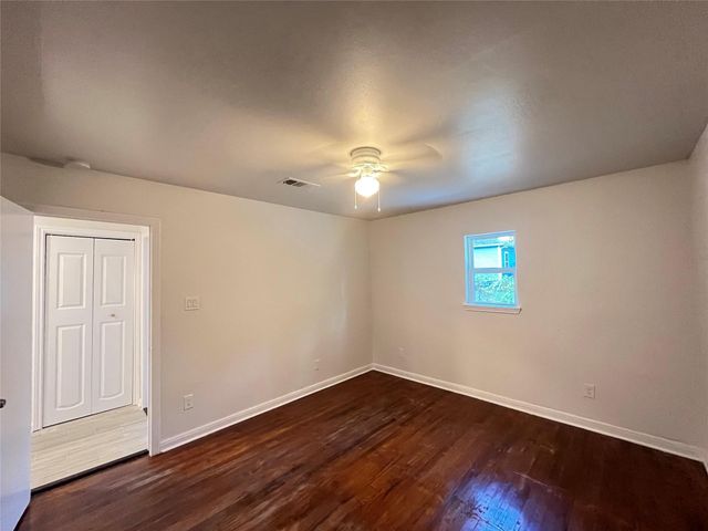 7337 Orville Street B, Houston, TX 77028