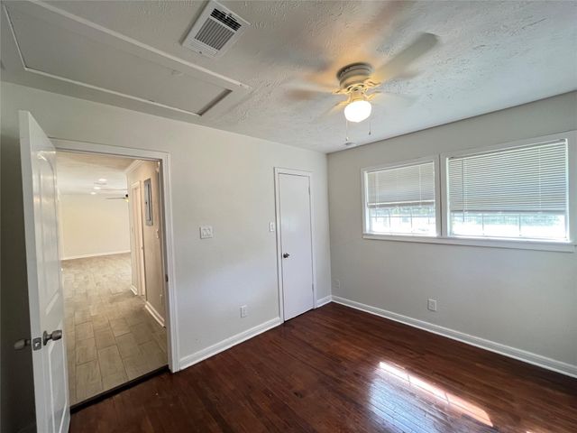 7337 Orville Street B, Houston, TX 77028