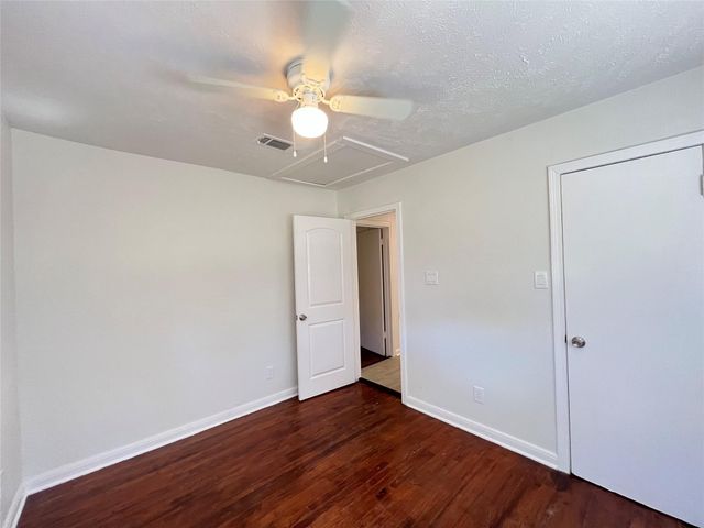 7337 Orville Street B, Houston, TX 77028