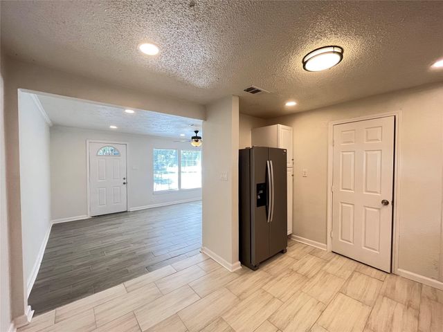 7337 Orville Street B, Houston, TX 77028