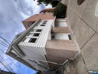 396 Gorge Road 1, Cliffside Park, NJ 07010