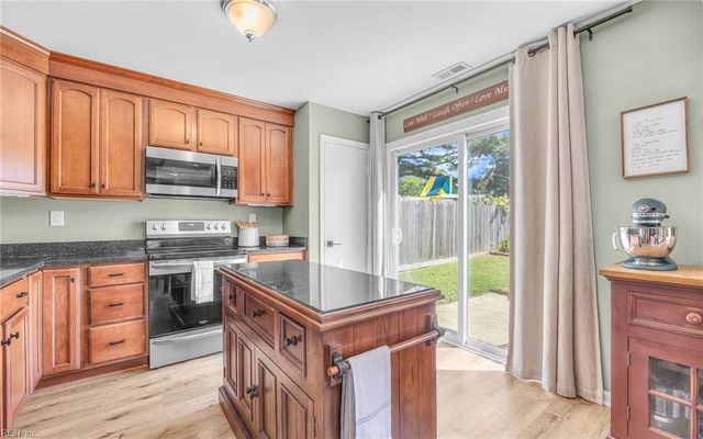 5401 Glenville CIR, Virginia Beach, VA 23464