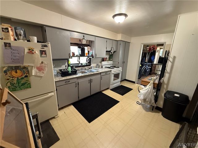 2927 Birch Avenue, Niagara, NY 14305