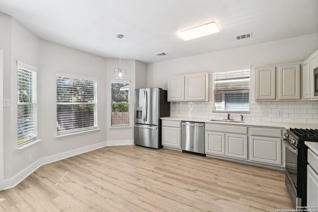 23607 Silver Creek, San Antonio, TX 78260