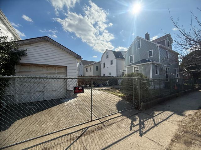 3301 146th Street, Flushing, NY 11354