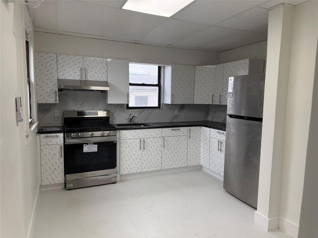 3301 146th Street, Flushing, NY 11354