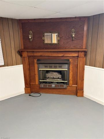 2621 Creekwood Drive, Winston-salem, NC 27103