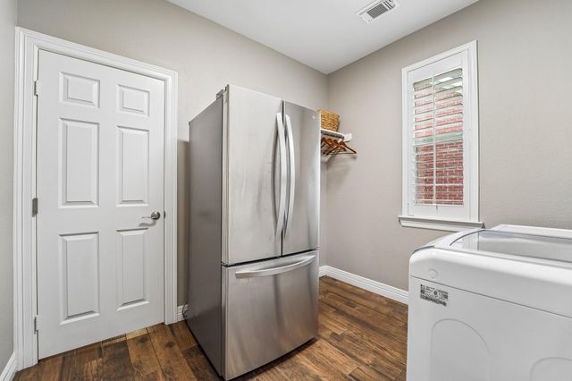 2110 Lost Maples Trail, Kingwood, TX 77345