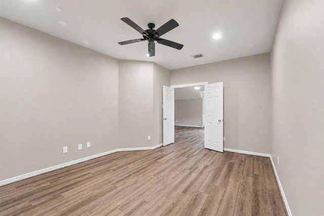 2110 Lost Maples Trail, Kingwood, TX 77345