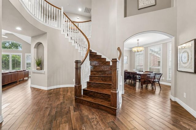 2110 Lost Maples Trail, Kingwood, TX 77345