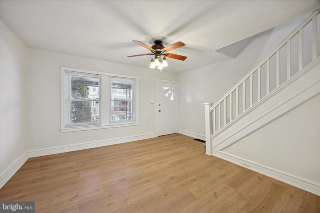 2502 S ROBINSON ST, Philadelphia, PA 19142