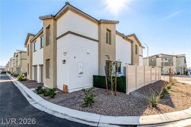 2829 Champagne Gold Avenue, North Las Vegas, NV 89086