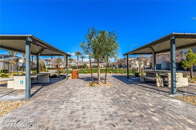 2829 Champagne Gold Avenue, North Las Vegas, NV 89086
