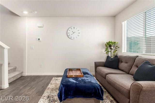 2829 Champagne Gold Avenue, North Las Vegas, NV 89086