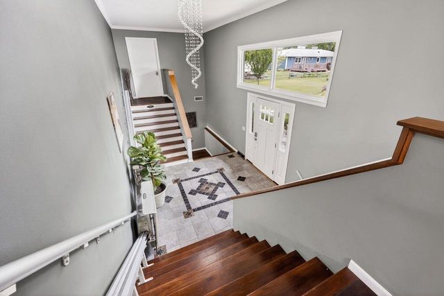 1 Horseshoe Lane, Black Earth, WI 53515