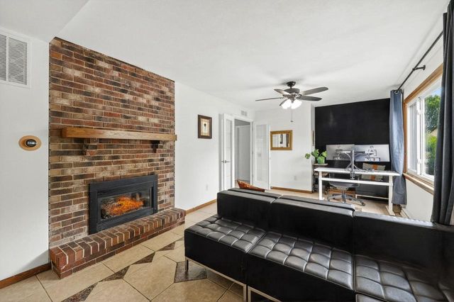 1 Horseshoe Lane, Black Earth, WI 53515