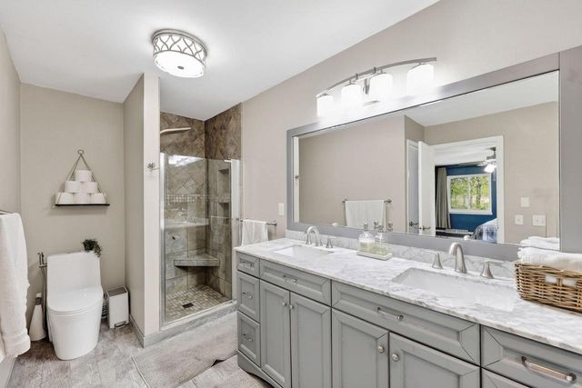 1 Horseshoe Lane, Black Earth, WI 53515