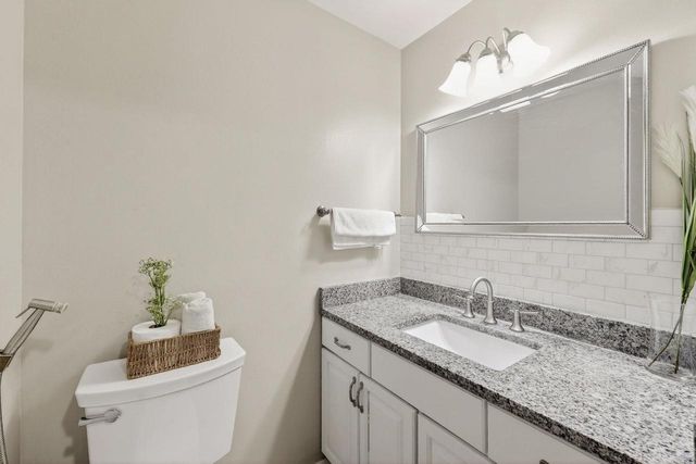1 Horseshoe Lane, Black Earth, WI 53515